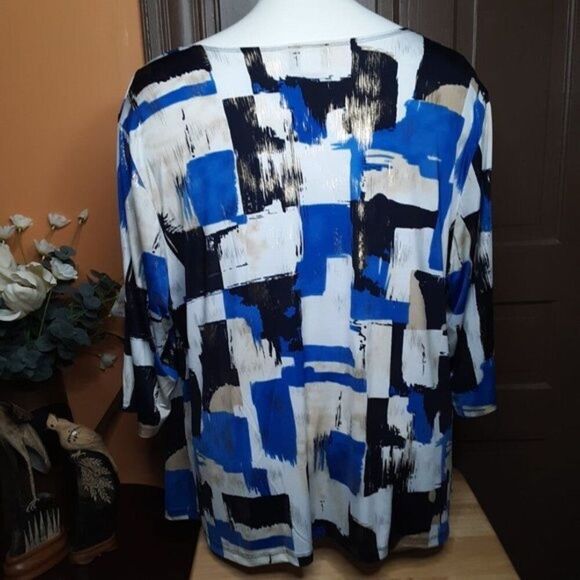 Maggie Barnes Abstract Elegant Top Blouse Plus size 3X - Picture 3 of 12
